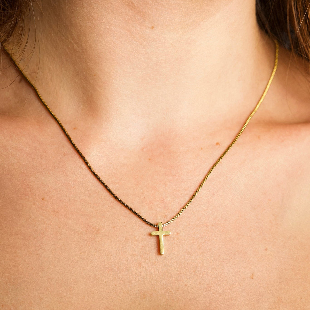 Belle Cross